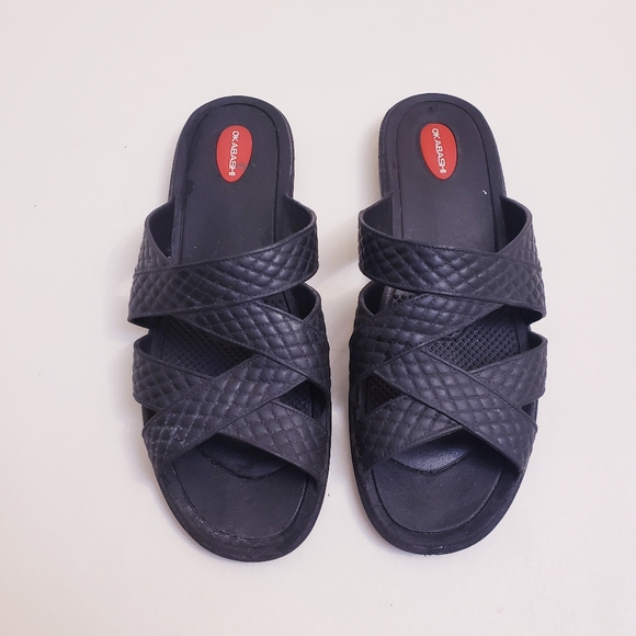 Okabashi Cross Strap Eco-Friendly, Waterproof Black Slide Sandals, Size L - Picture 2 of 8